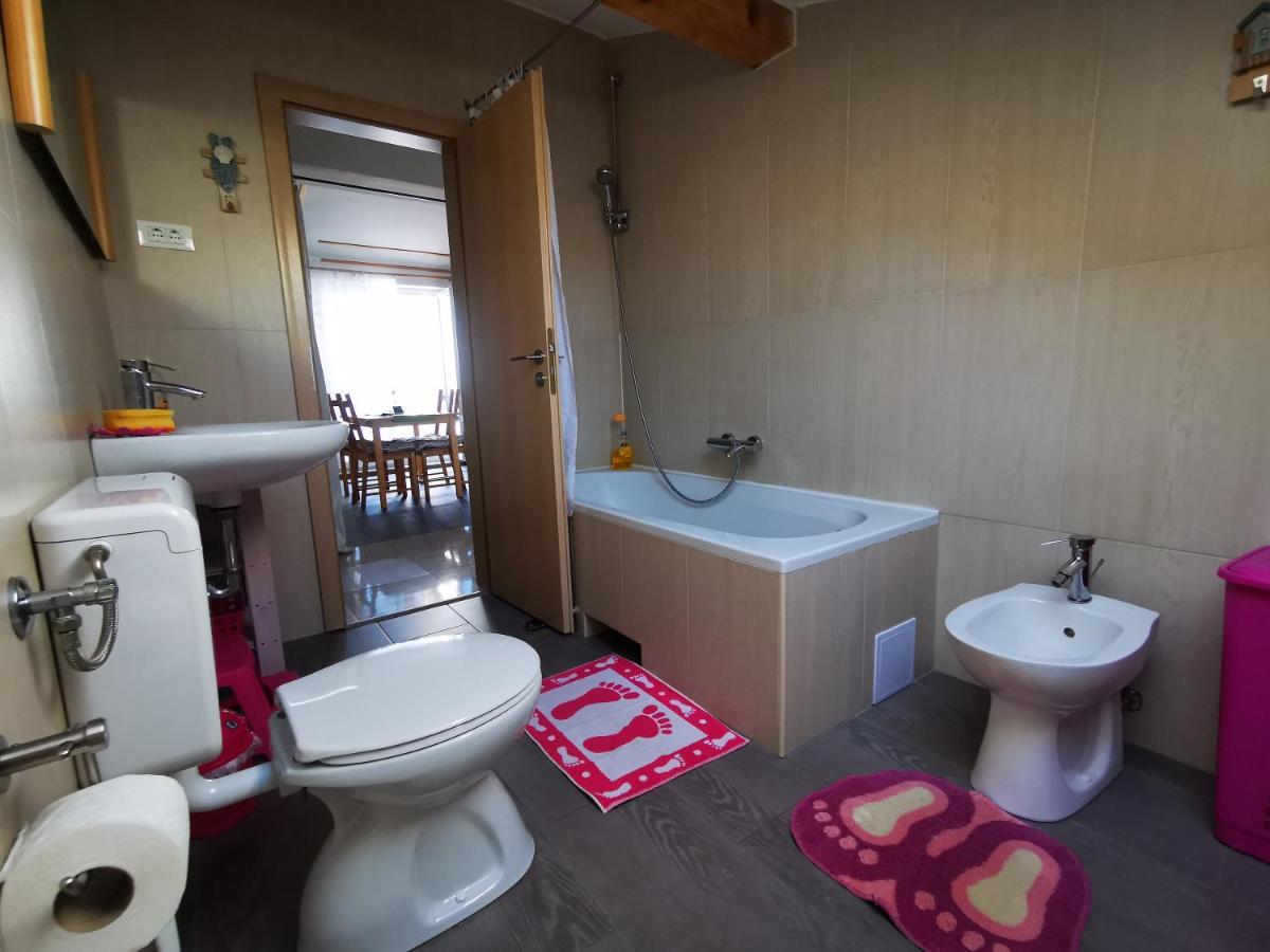 Anita Studio Apartment With Terrace 리예카 외부 사진
